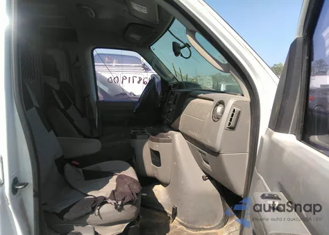 2011 Ford E-250 Commercial z USA, uszkodzony, nr VIN 1FTNE2EW5BDA65535